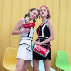 Meet your Posher, Eveline